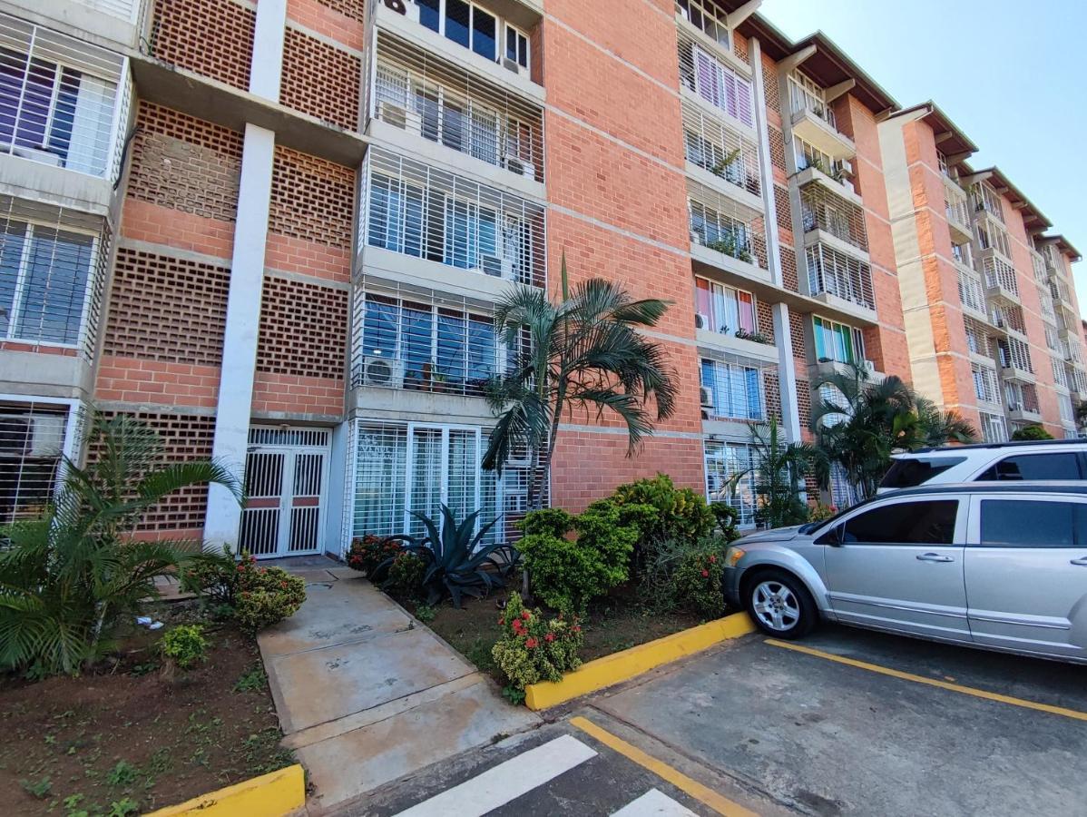 Apartamento Frente Al Aeropuerto De Maiquetia Exterior photo