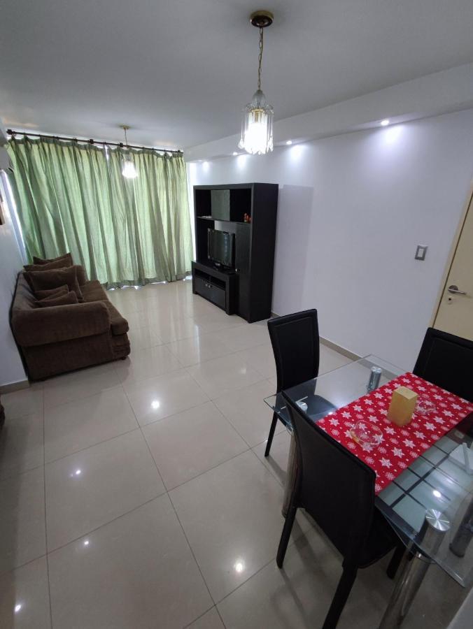 Apartamento Frente Al Aeropuerto De Maiquetia Exterior photo